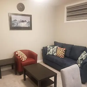 Apartment Stylish & Private 2 Bed, Calgary
