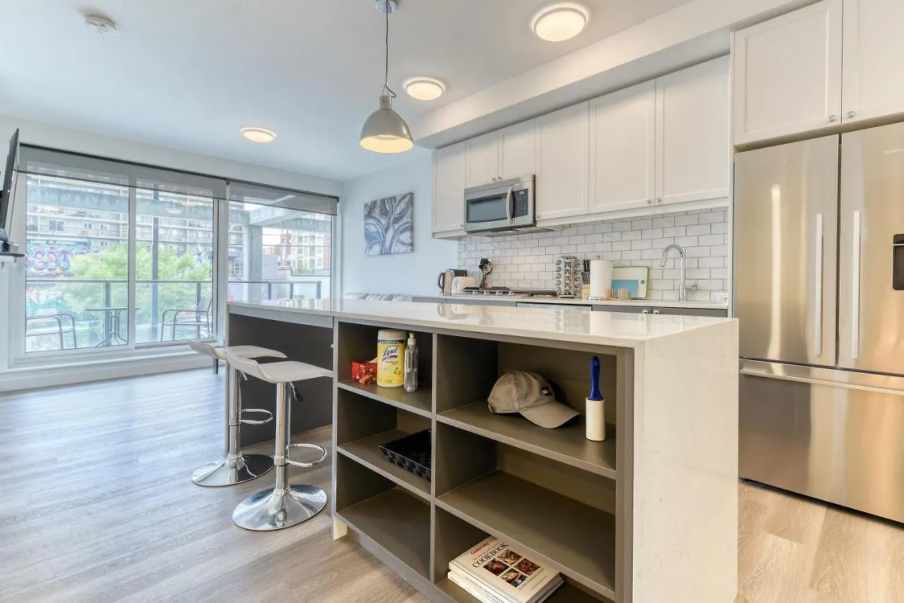 Kensington Suite 2Bed & 1Bath Κάλγκαρι 0*,  Καναδάς