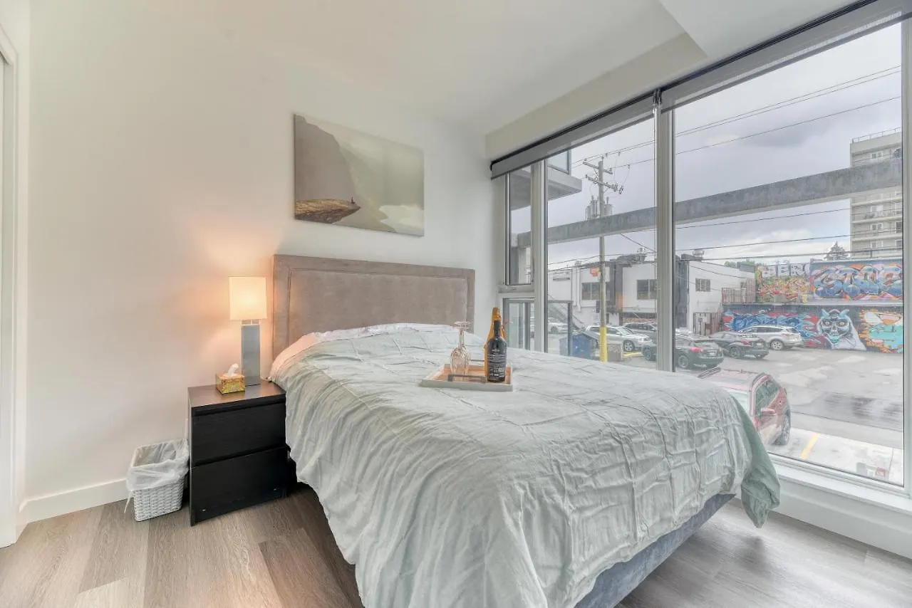 Apartment Kensington Suite 2Bed & 1Bath Calgary